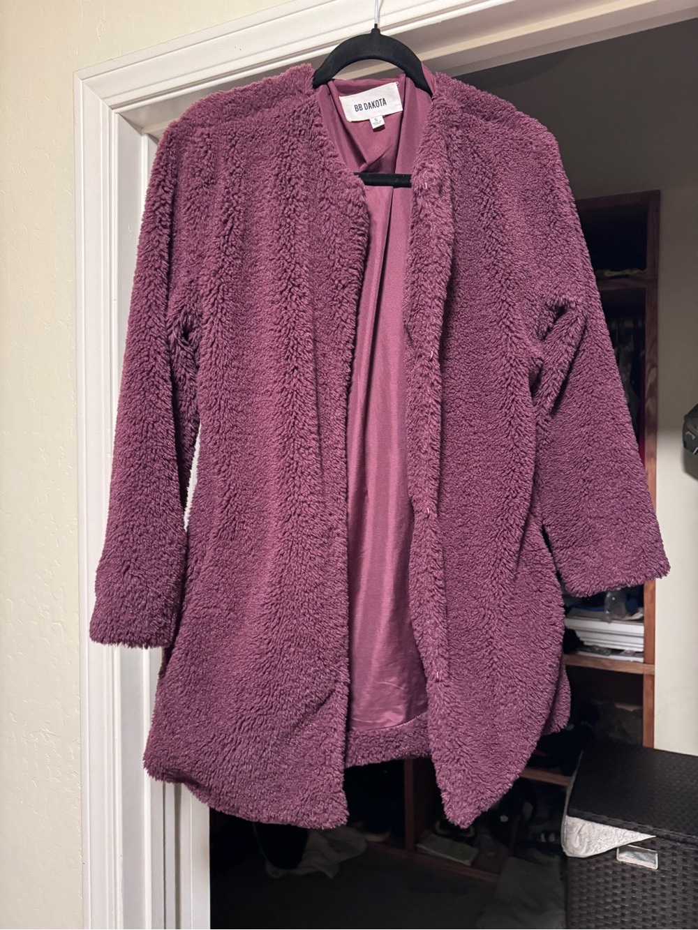 BB Dakota Plush Open-Front Coatigan in Mauve